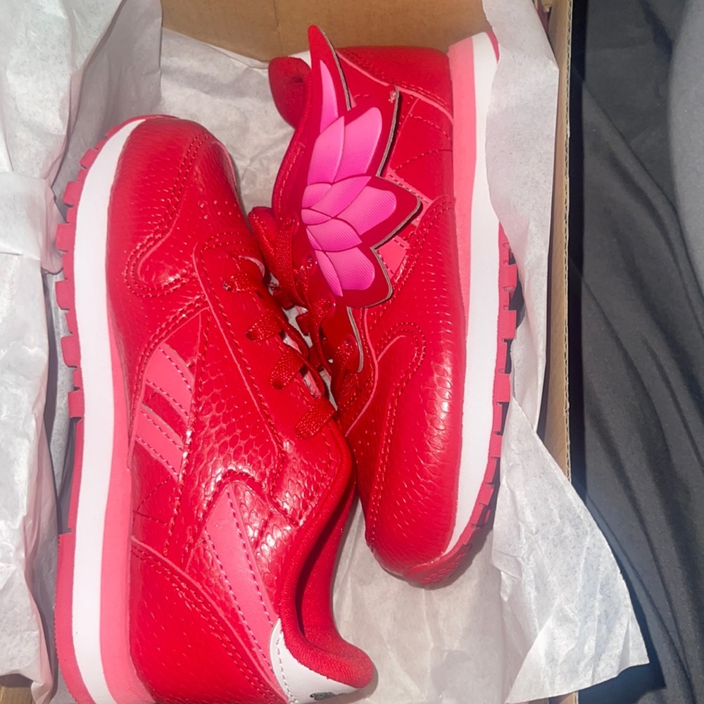 REEBOX toddler BRAND NEW WITH TAG SIZE 9